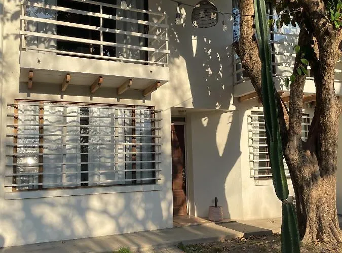 Casa Buda 2 Cerca Del Aeropuerto Apartamento